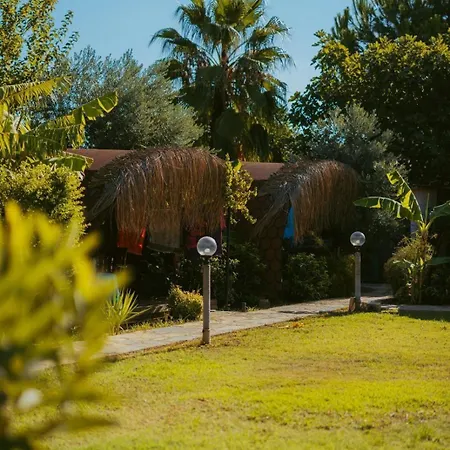 Turkuaz Pensión Çıralı